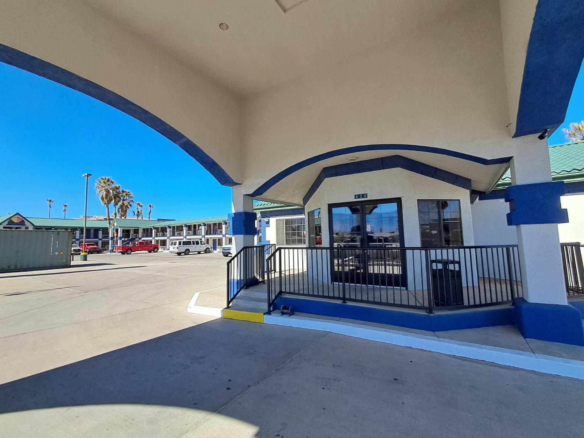 Days Inn By Wyndham Safford, Az Exterior photo